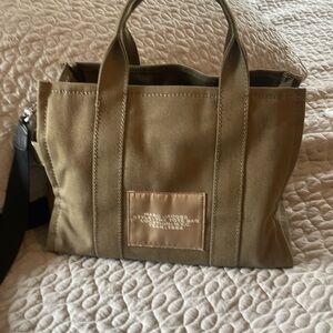 Marc Jacobs shoulder bag.. used about 3 times